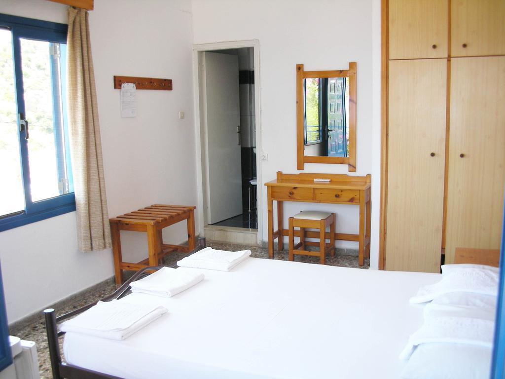 Hotel Hariklia 아기아갈리니 객실 사진