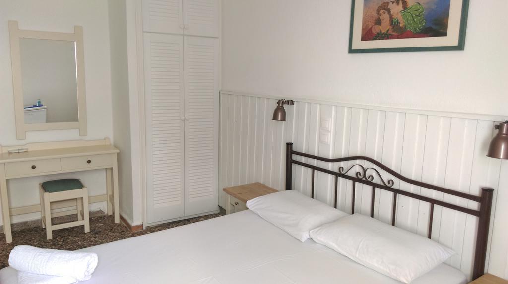 Hotel Hariklia 아기아갈리니 외부 사진